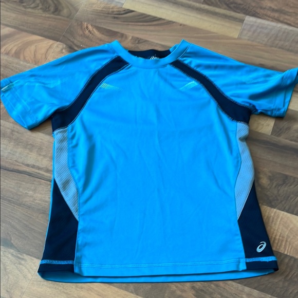 Adidas Green Short Sleeve Tee for Active Wear - Picture 3 of 7